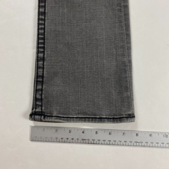 True Religion Johnny Big T Jeans Womens Size 30 x 34 Gray Black Stretch - Picture 14 of 16